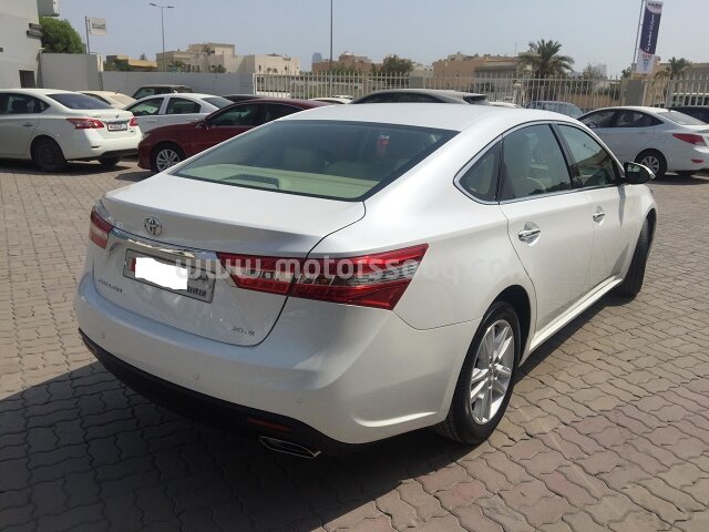 2015 Toyota Avalon