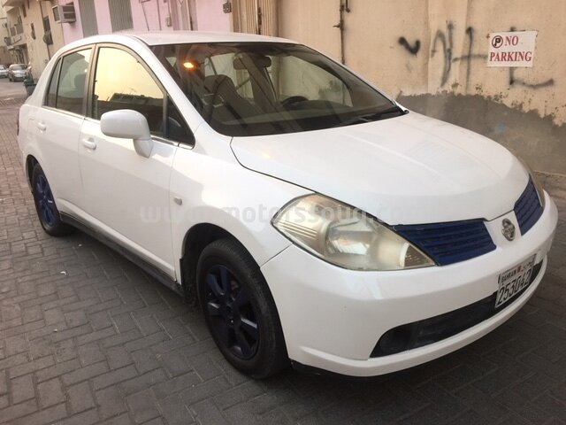 2006 نيسان تيدا