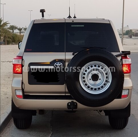 2013 Toyota Land Cruiser