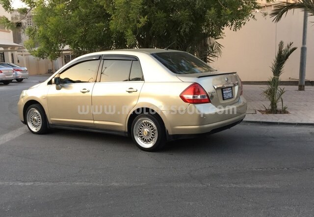 2009 نيسان تيدا