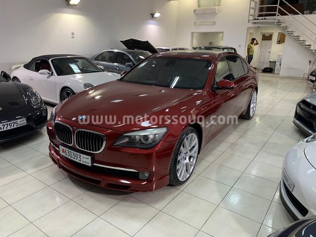 2011 بي إم دبليو 750