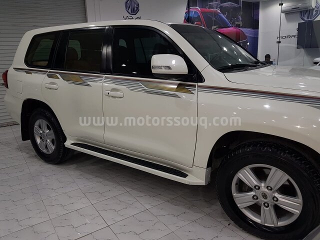 2014 Toyota Land Cruiser