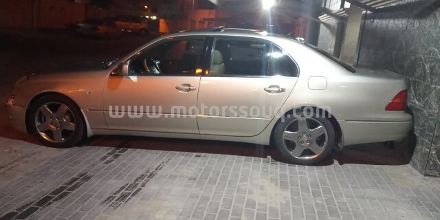 2003 Lexus LS