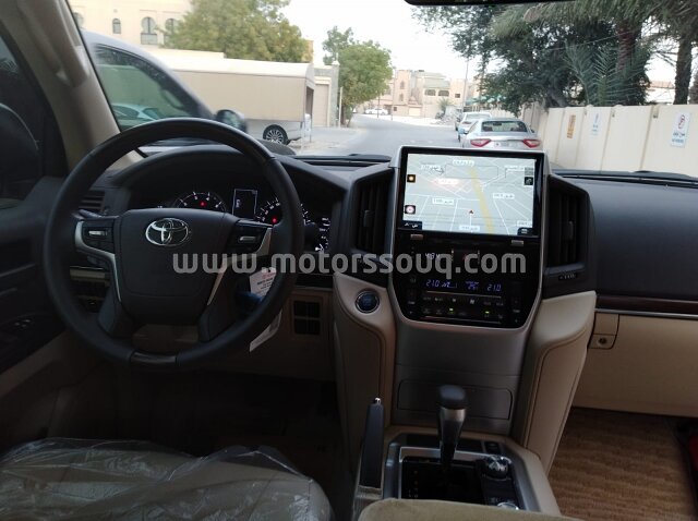 2019 Toyota Land Cruiser