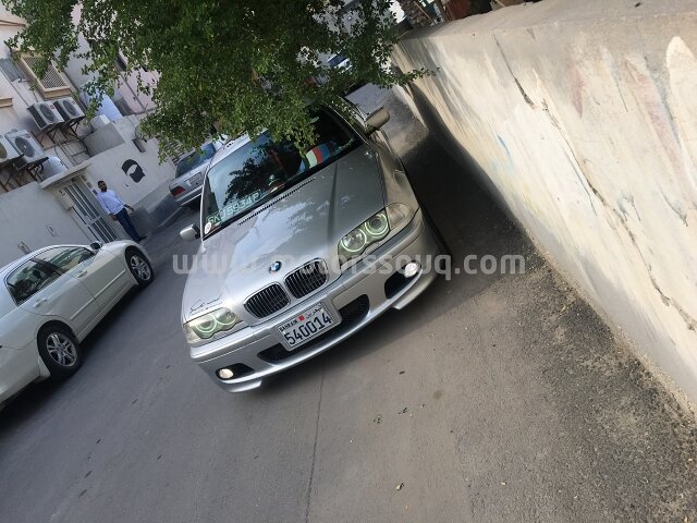 2001 بي إم دبليو 330