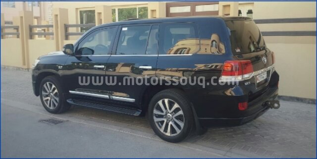 2016 Toyota Land Cruiser
