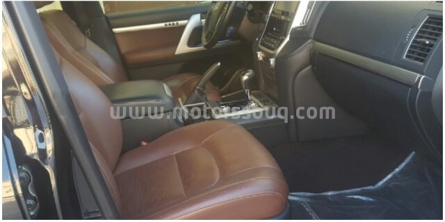 2016 Toyota Land Cruiser