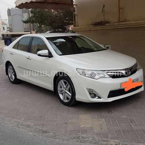 2014 تويوتا كامري