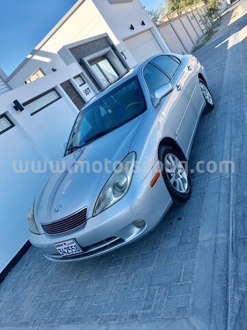 2005 لكزس إي إس