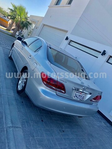 2005 لكزس إي إس