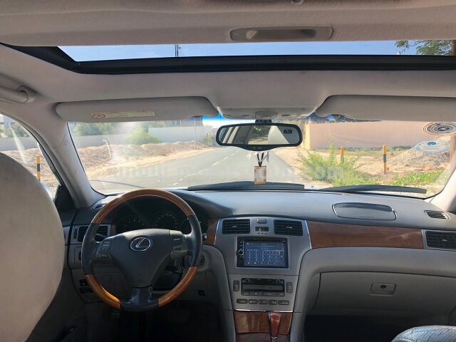 2005 لكزس إي إس
