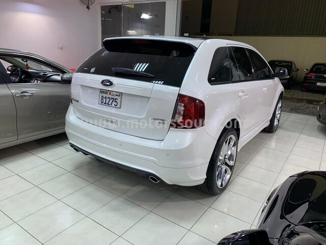 2013 فورد إيدج