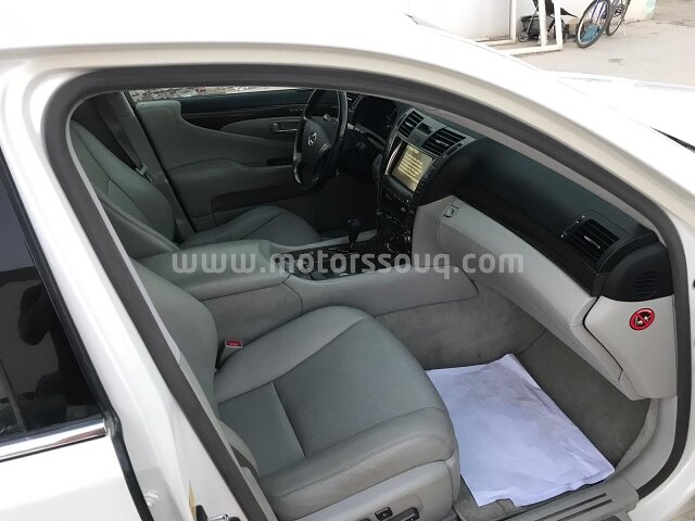 2007 Lexus LS