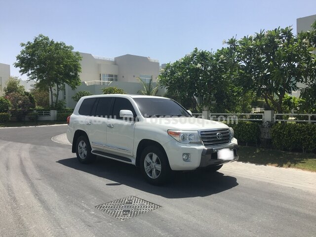 2012 Toyota Land Cruiser