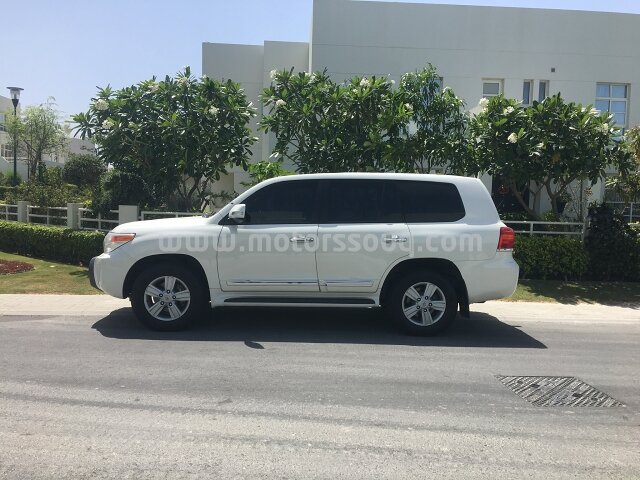 2012 Toyota Land Cruiser