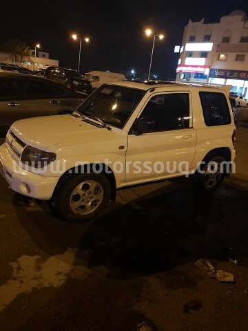 2000 ميتسوبيشي باجيرو