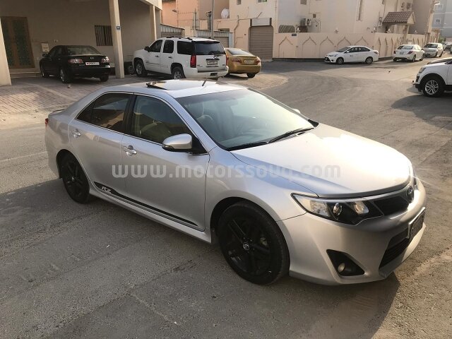 2015 تويوتا كامري