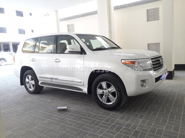 2013 Toyota Land Cruiser