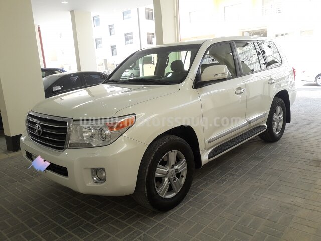 2013 Toyota Land Cruiser