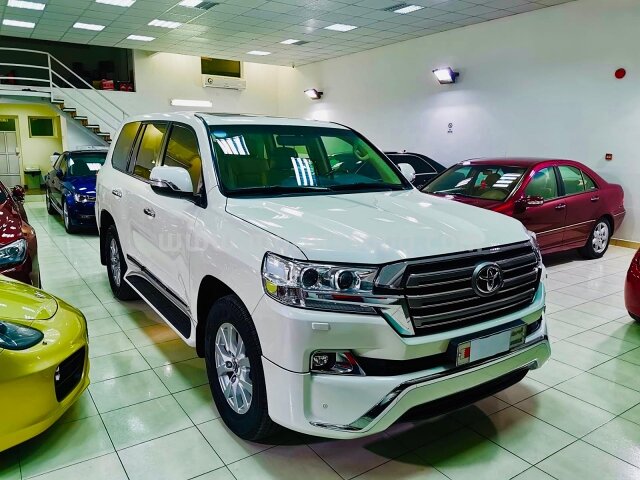 2016 Toyota Land Cruiser