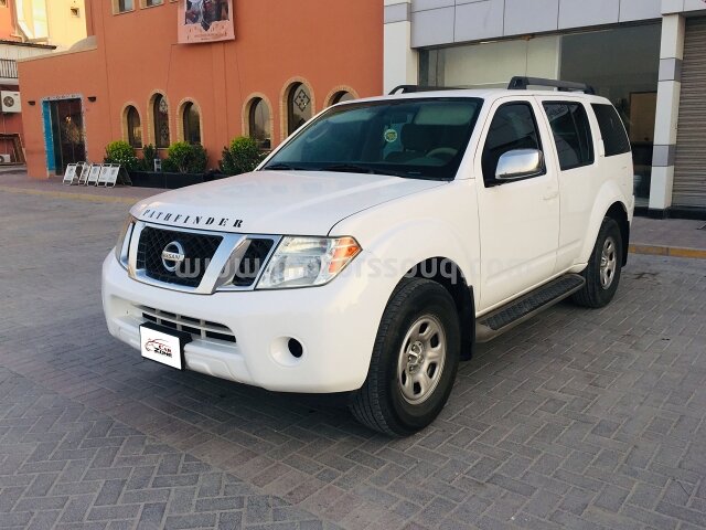 2013 نيسان باث فايندر