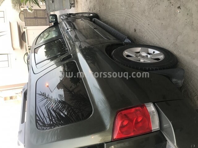 2004 أستون مارتن أخرى