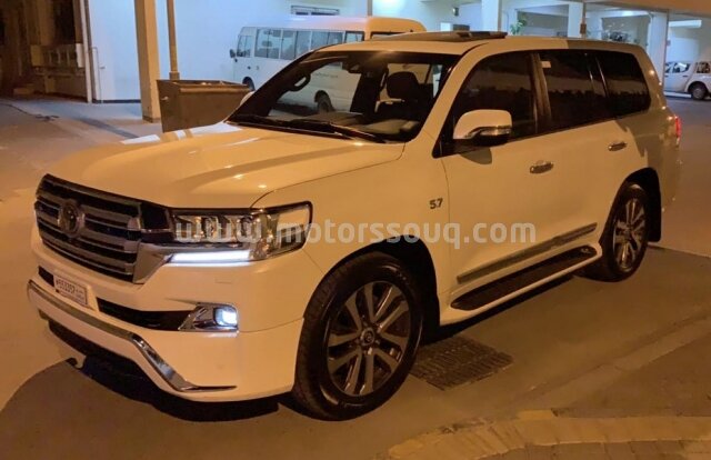 2016 Toyota Land Cruiser