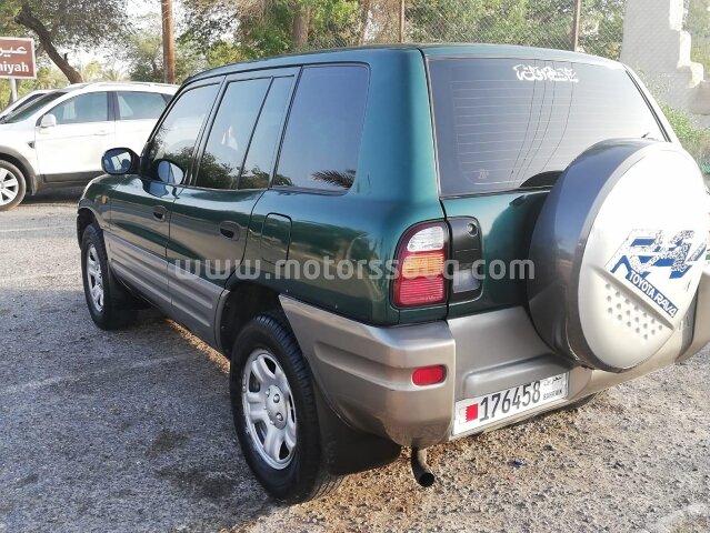 2000 تويوتا راف 4