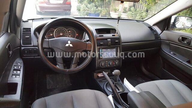 2009 Mitsubishi Galant