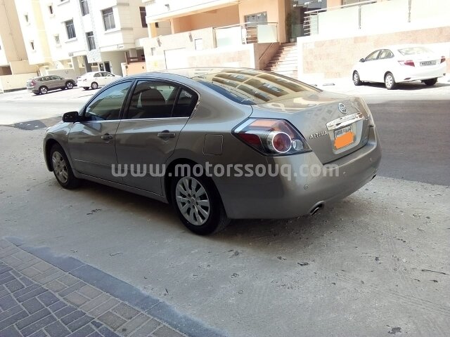 2012 نيسان ألتيما