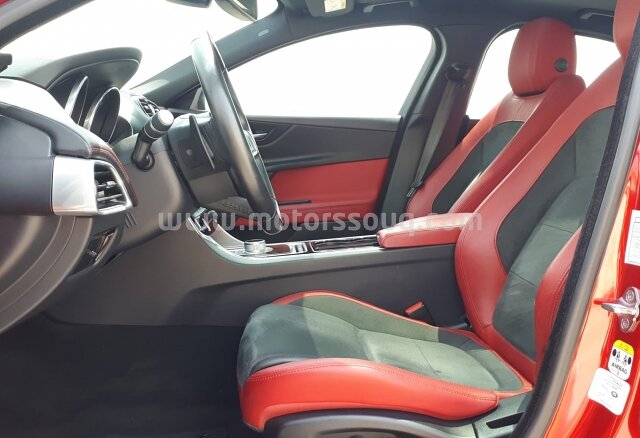 2016 Jaguar XE
