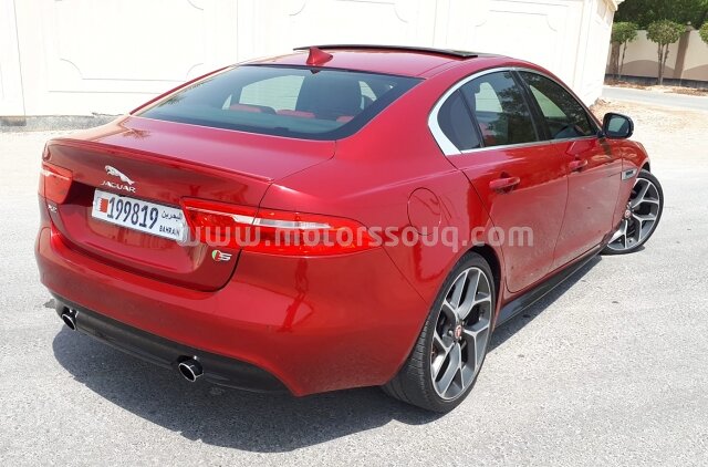 2016 Jaguar XE