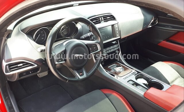 2016 Jaguar XE