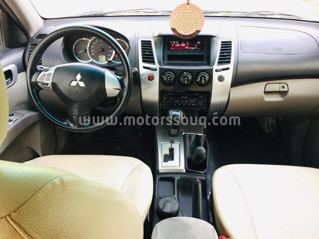 2010 Mitsubishi Pajero