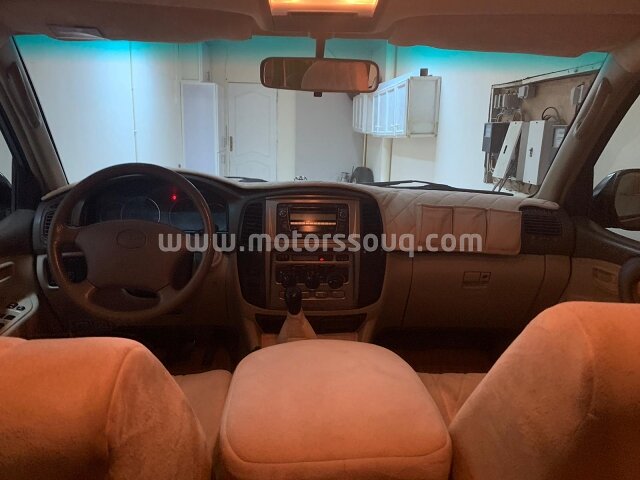 2005 Toyota Land Cruiser