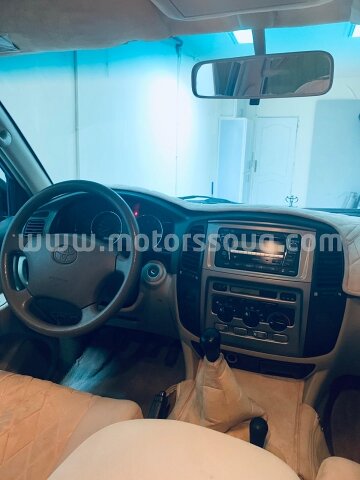 2005 Toyota Land Cruiser