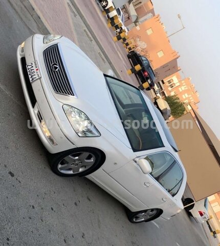 2004 لكزس إل إس
