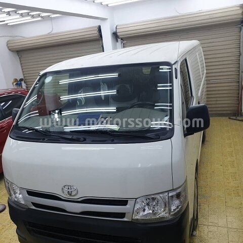 2013 Toyota Hiace