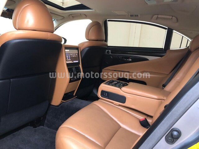 2013 Lexus LS
