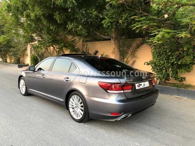 2013 Lexus LS
