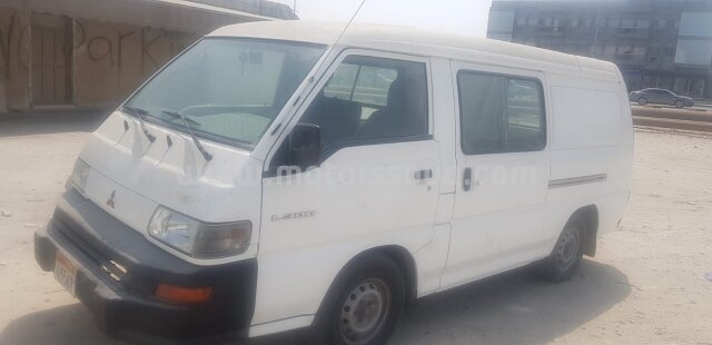 2008 Mitsubishi Space Wagon