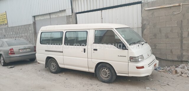 2010 Mitsubishi Space Wagon