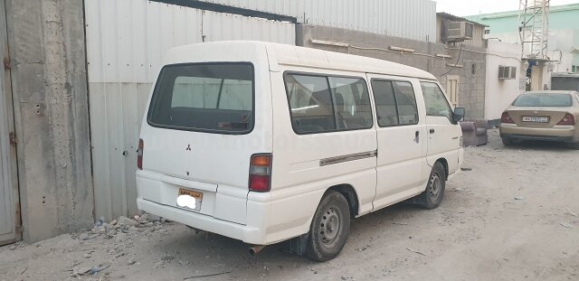 2010 Mitsubishi Space Wagon