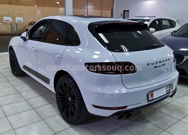 2018 بورش ماكان