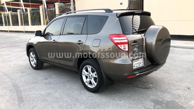 2012 تويوتا راف 4