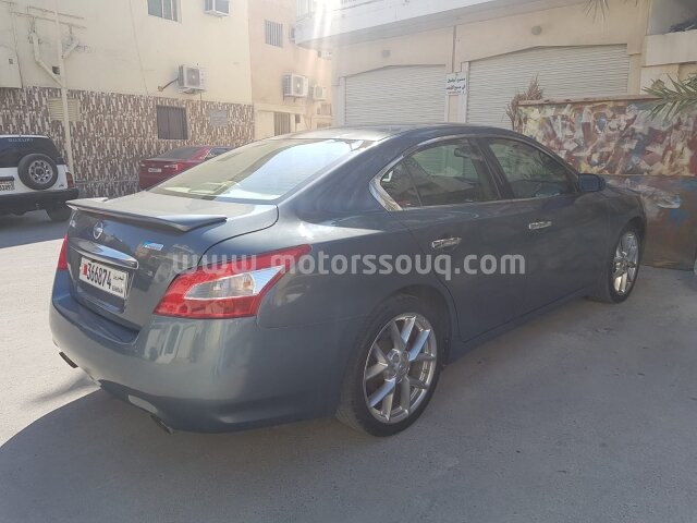 2010 Nissan Maxima