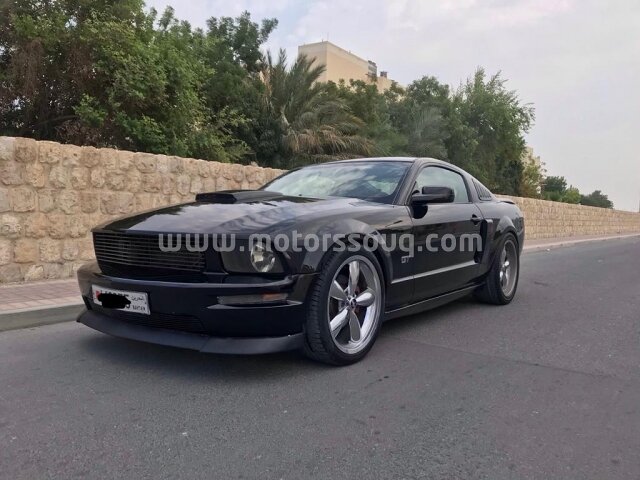 2005 فورد موستانج