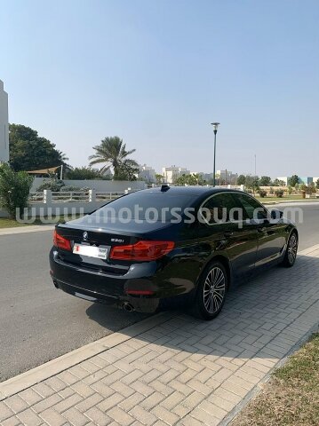 2019 BMW 530