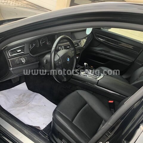 2010 BMW 730