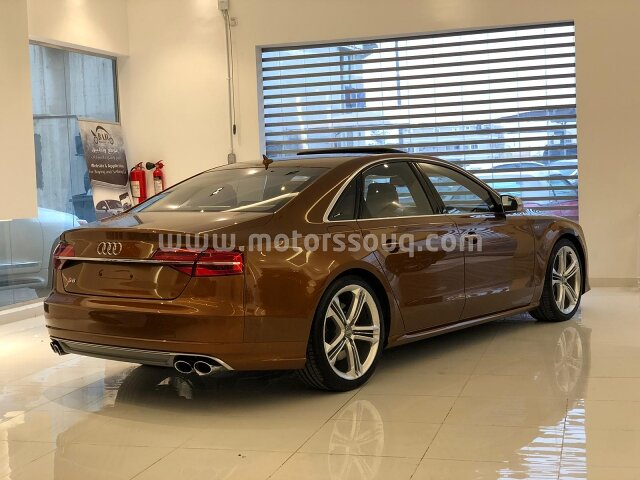 2015 Audi S8